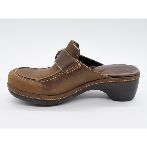 Ecco Mules Womens 8 Brown Leather Moc Toe Buckle Accent Slip On Casual Shoes - Picture 5 of 11